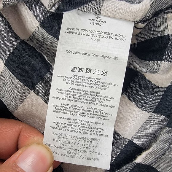 Rip Curl Mens Large Black White Button Shirt Plaid Pockets Short Sleeve Casual - Picture 6 of 10